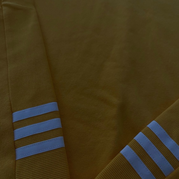 Adidas Golden Crewneck Sweatshirt NWOT - Picture 2 of 7